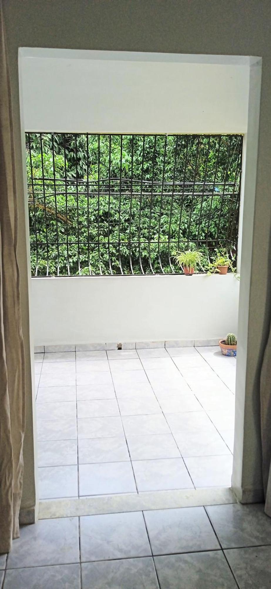 Casa Em Fortaleza Bairro Parquelandia *