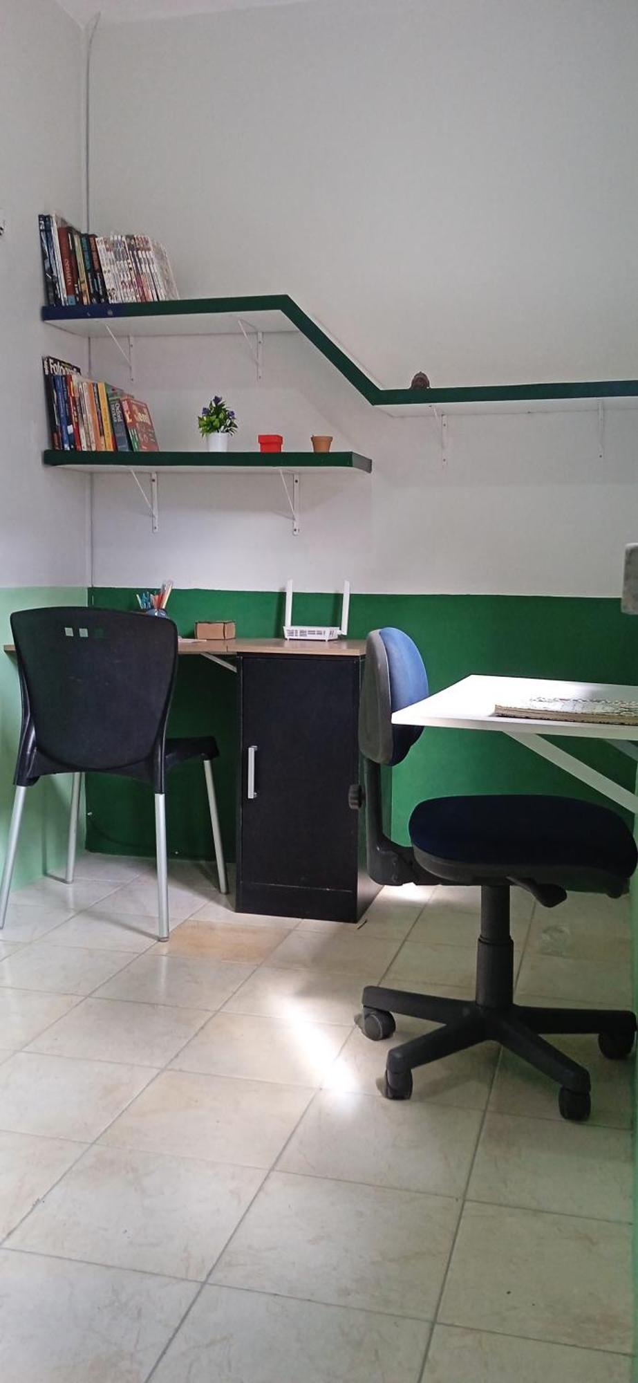 Casa Em Fortaleza Bairro Parquelandia *