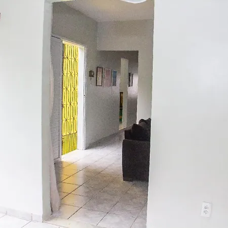 Casa Em Bairro Parquelândia